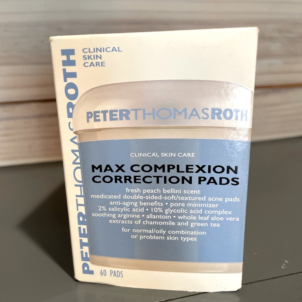 Peter Thomas Roth. Max Complexion Correction Pads.